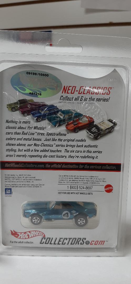 Hot Wheels Red Line Club Neo Classics Series 3 '67 Camaro| House