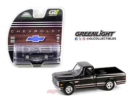 2025 GreenLight Hobby Exclusive 1972 Chevy Cheyenne C10