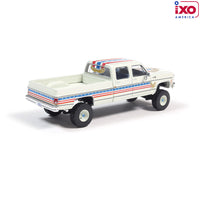 IXO 1/64 1976 Chevrolet Custom Deluxe K30 Fleetwood Crew Cab