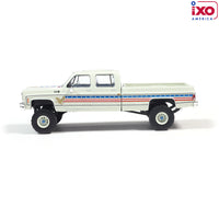 IXO 1/64 1976 Chevrolet Custom Deluxe K30 Fleetwood Crew Cab