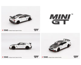 Mini GT #1045 Nissan GT-R Nismo (R35)